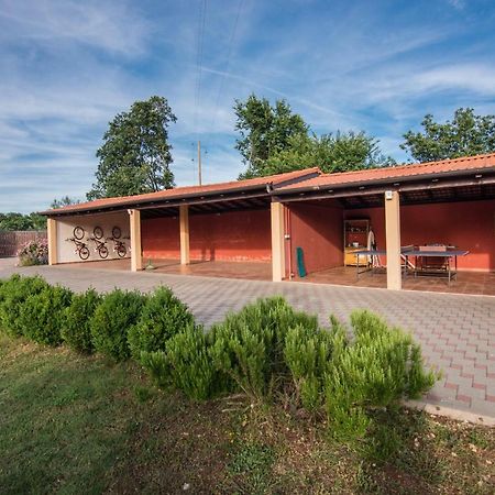 Vila Hacienda Rosemary Muntić Exteriér fotografie