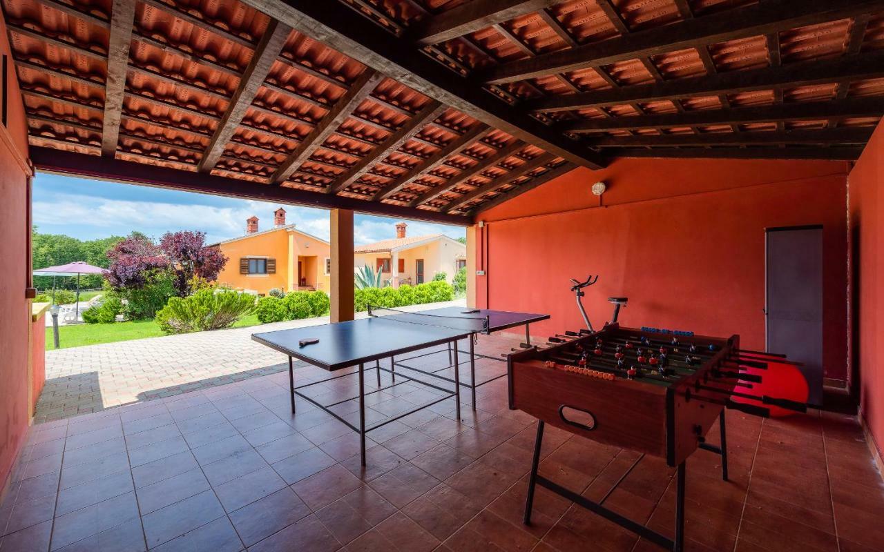 Vila Hacienda Rosemary Muntić Exteriér fotografie